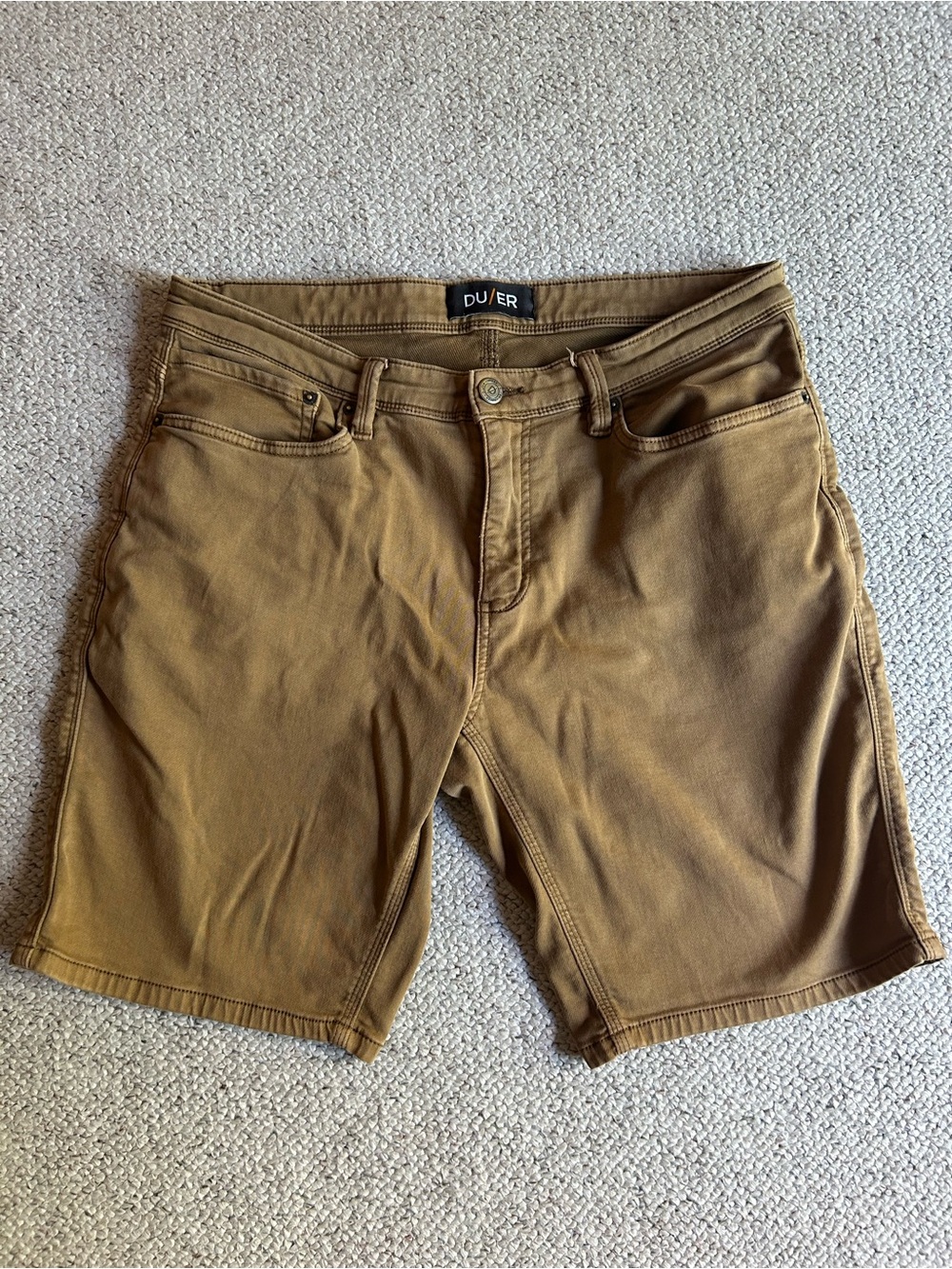 DU/ER Men's Tan Shorts - Casual Five-Pocket Style